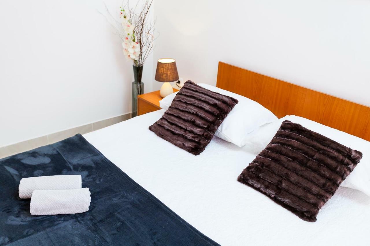 Guest House Mara Вела-Лука Экстерьер фото