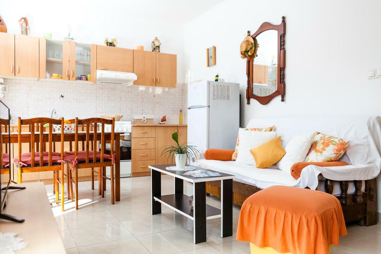 Guest House Mara Вела-Лука Экстерьер фото
