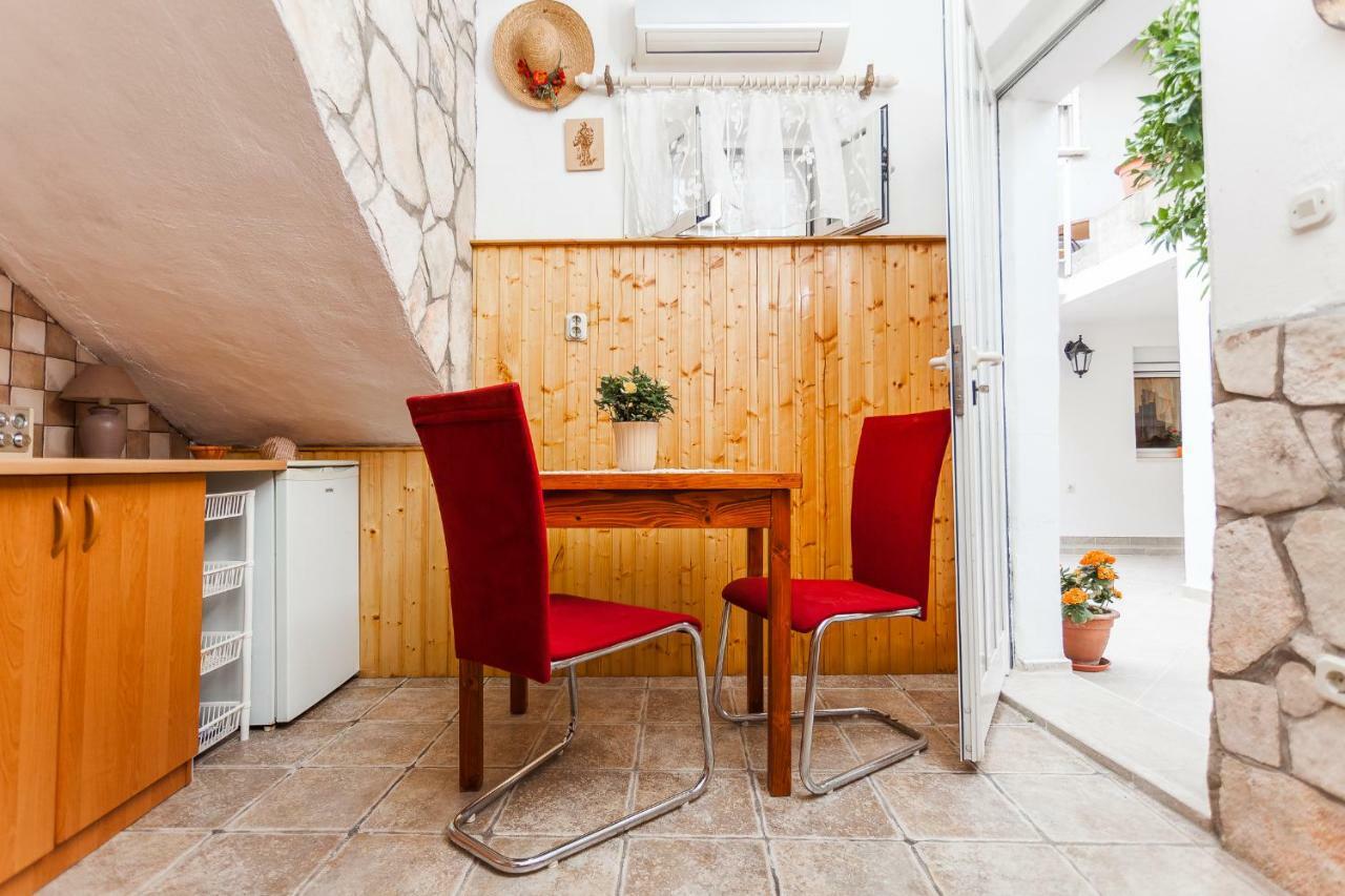 Guest House Mara Вела-Лука Экстерьер фото
