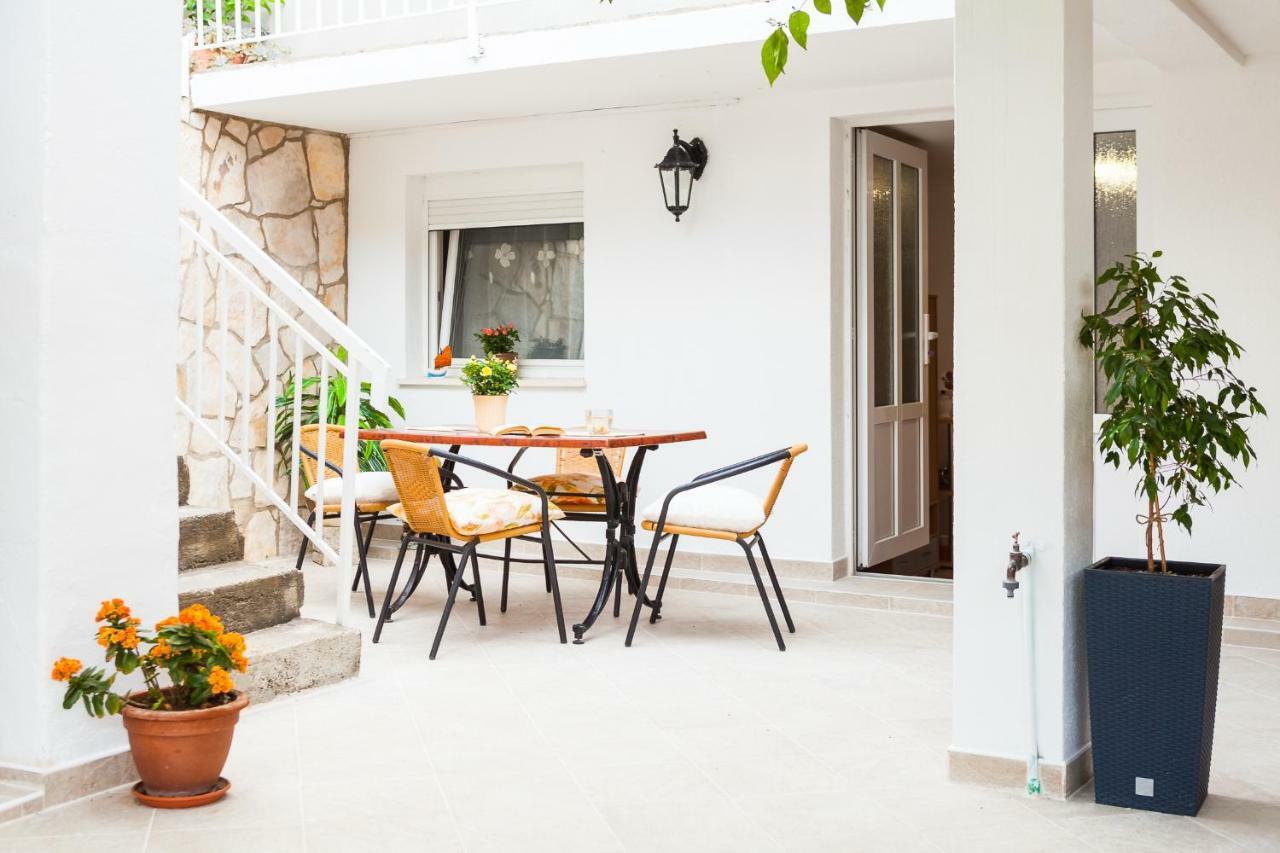 Guest House Mara Вела-Лука Экстерьер фото