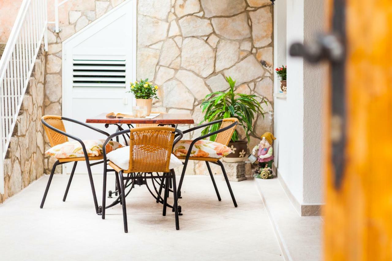 Guest House Mara Вела-Лука Экстерьер фото