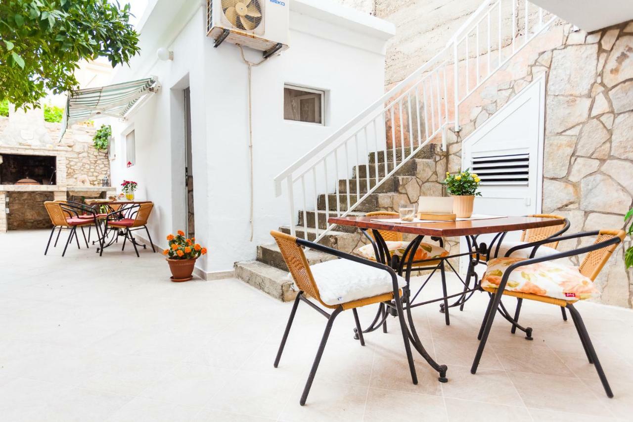 Guest House Mara Вела-Лука Экстерьер фото