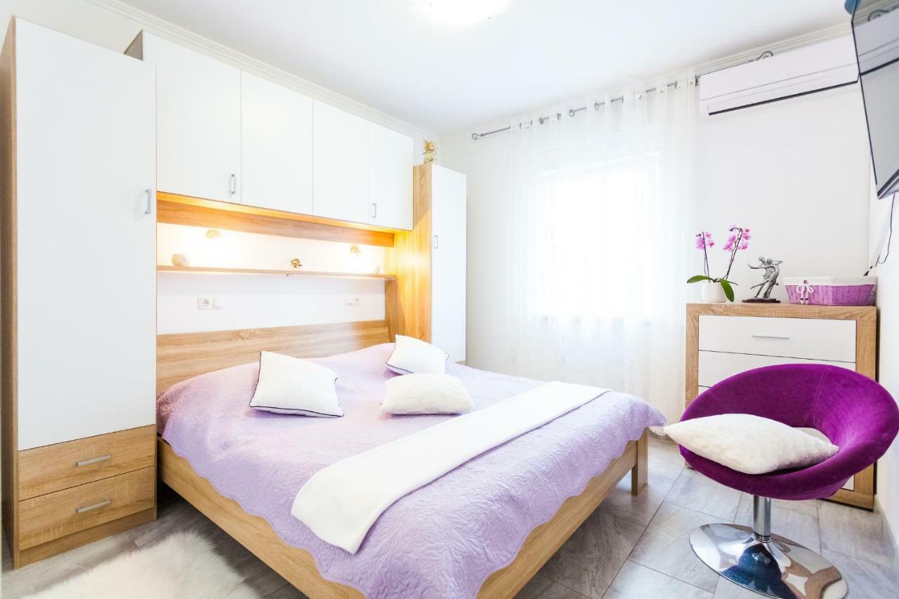 Guest House Mara Вела-Лука Экстерьер фото